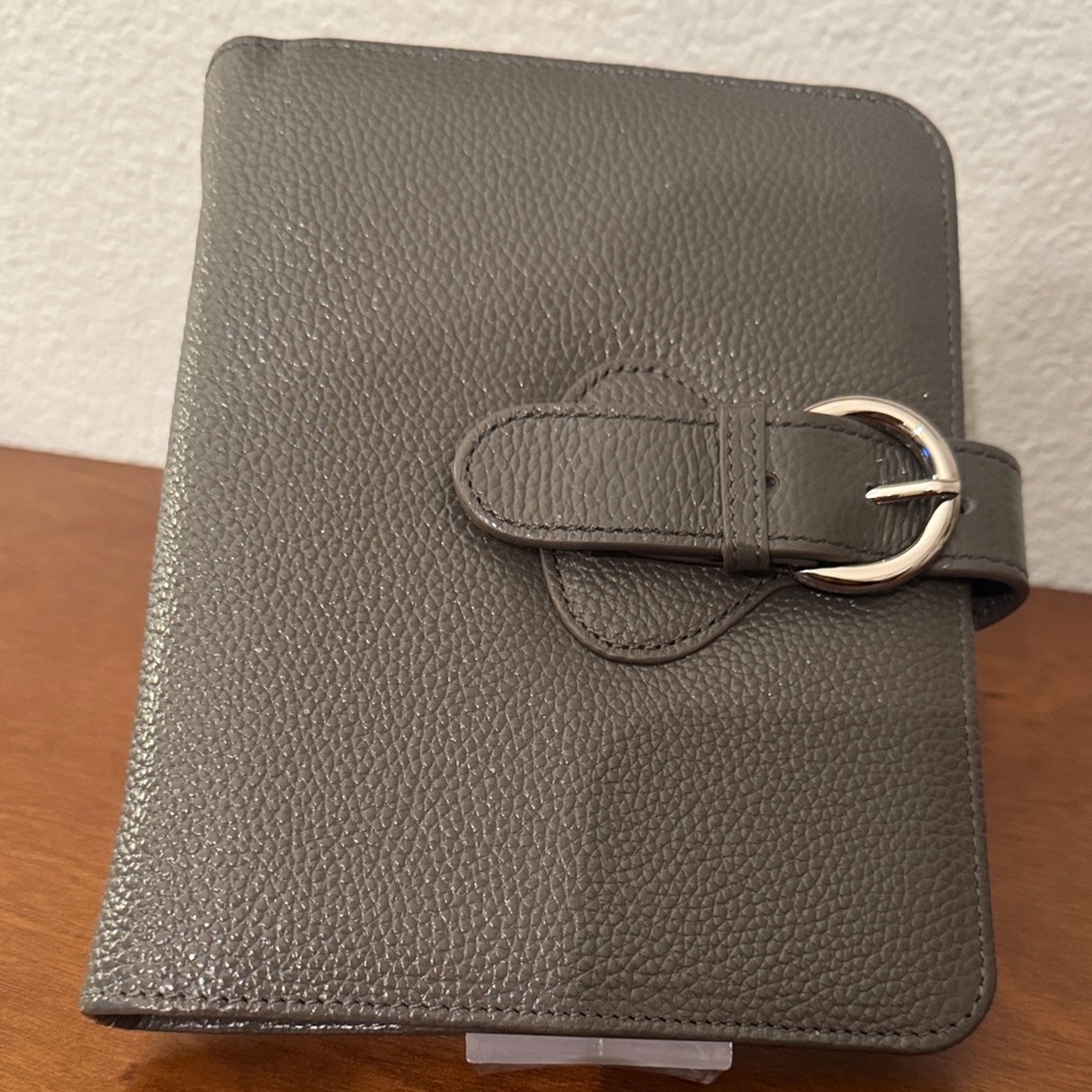 Gray Pebbled Leather Travel Wallet with Buckle Closure. NWT